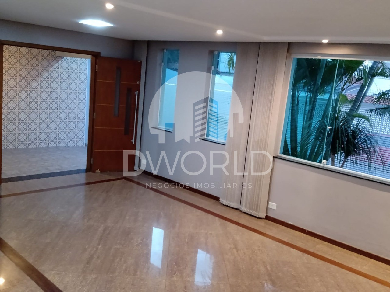 Sobrado à venda com 4 quartos, 290m² - Foto 2