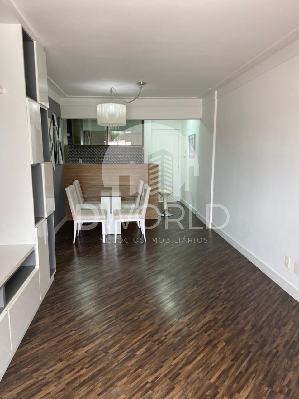 Apartamento à venda com 2 quartos, 87m² - Foto 3