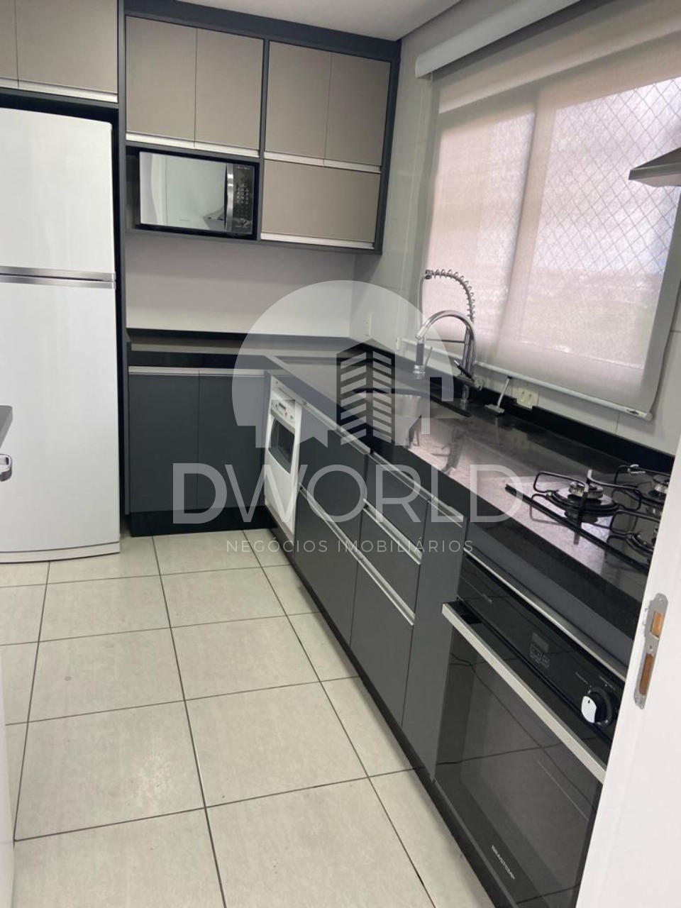 Apartamento à venda com 3 quartos, 107m² - Foto 11