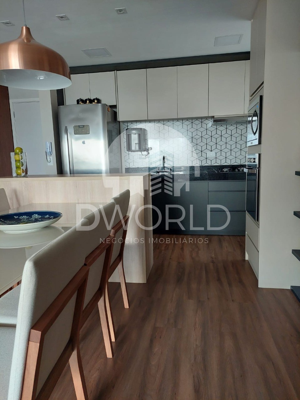 Apartamento à venda com 3 quartos, 90m² - Foto 2