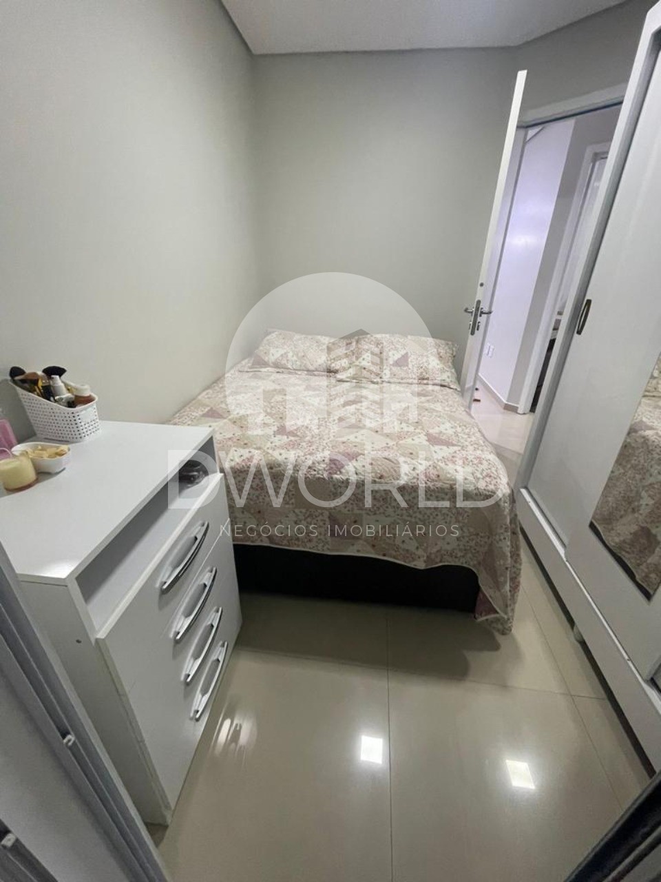 Apartamento à venda com 2 quartos, 40m² - Foto 9