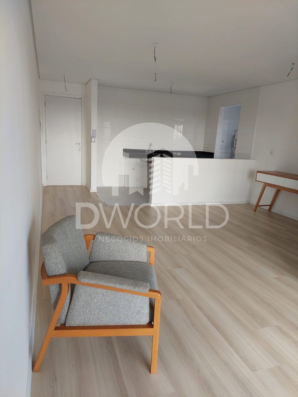 Apartamento à venda com 3 quartos, 90m² - Foto 2