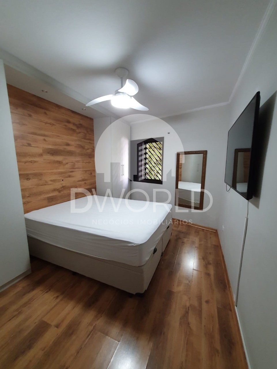 Apartamento à venda com 2 quartos, 79m² - Foto 4