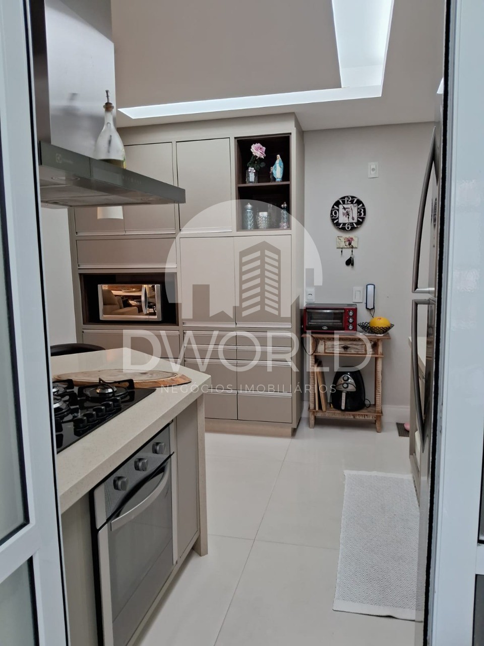 Apartamento à venda com 3 quartos, 106m² - Foto 11