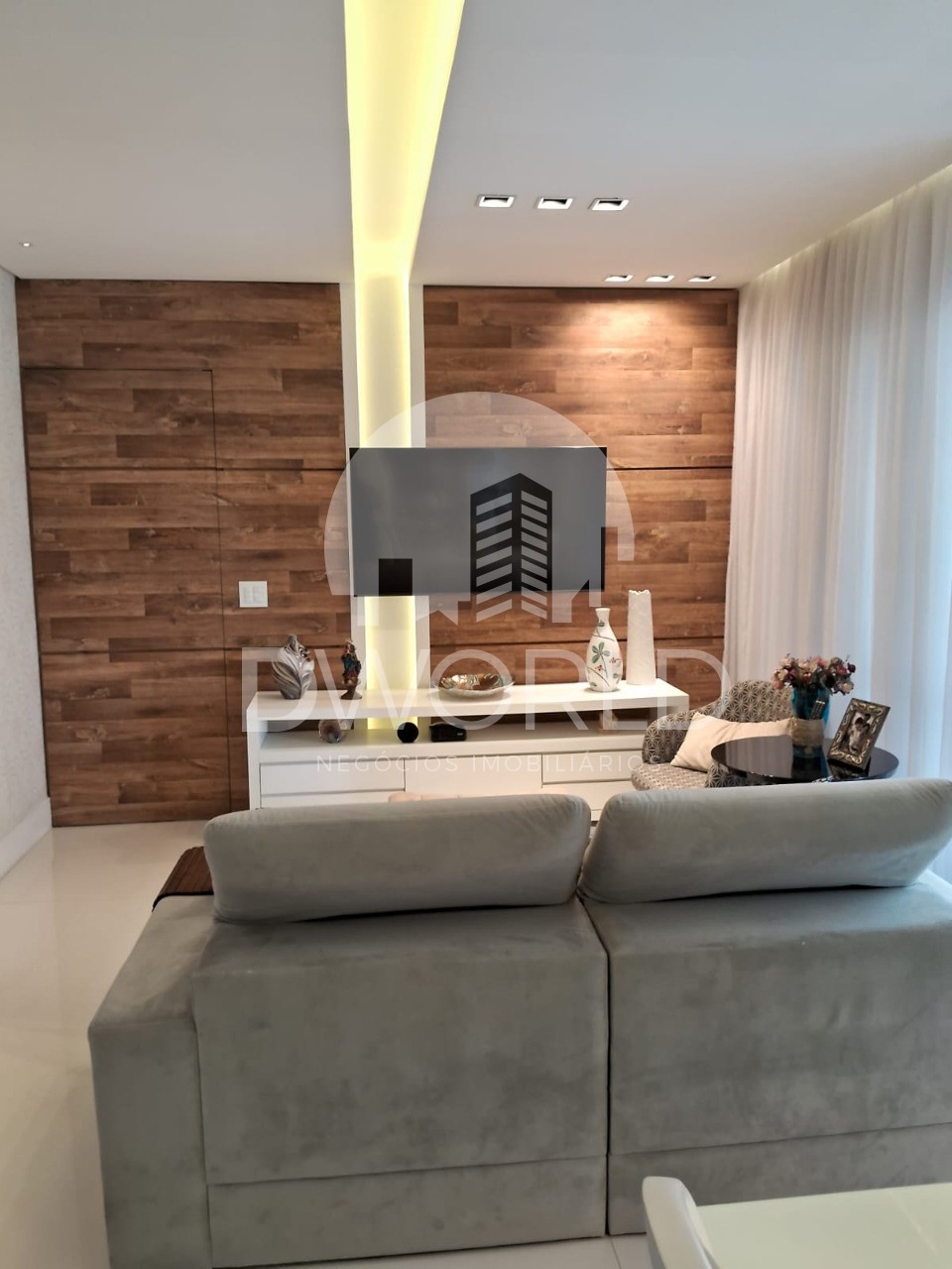 Apartamento à venda com 3 quartos, 106m² - Foto 2