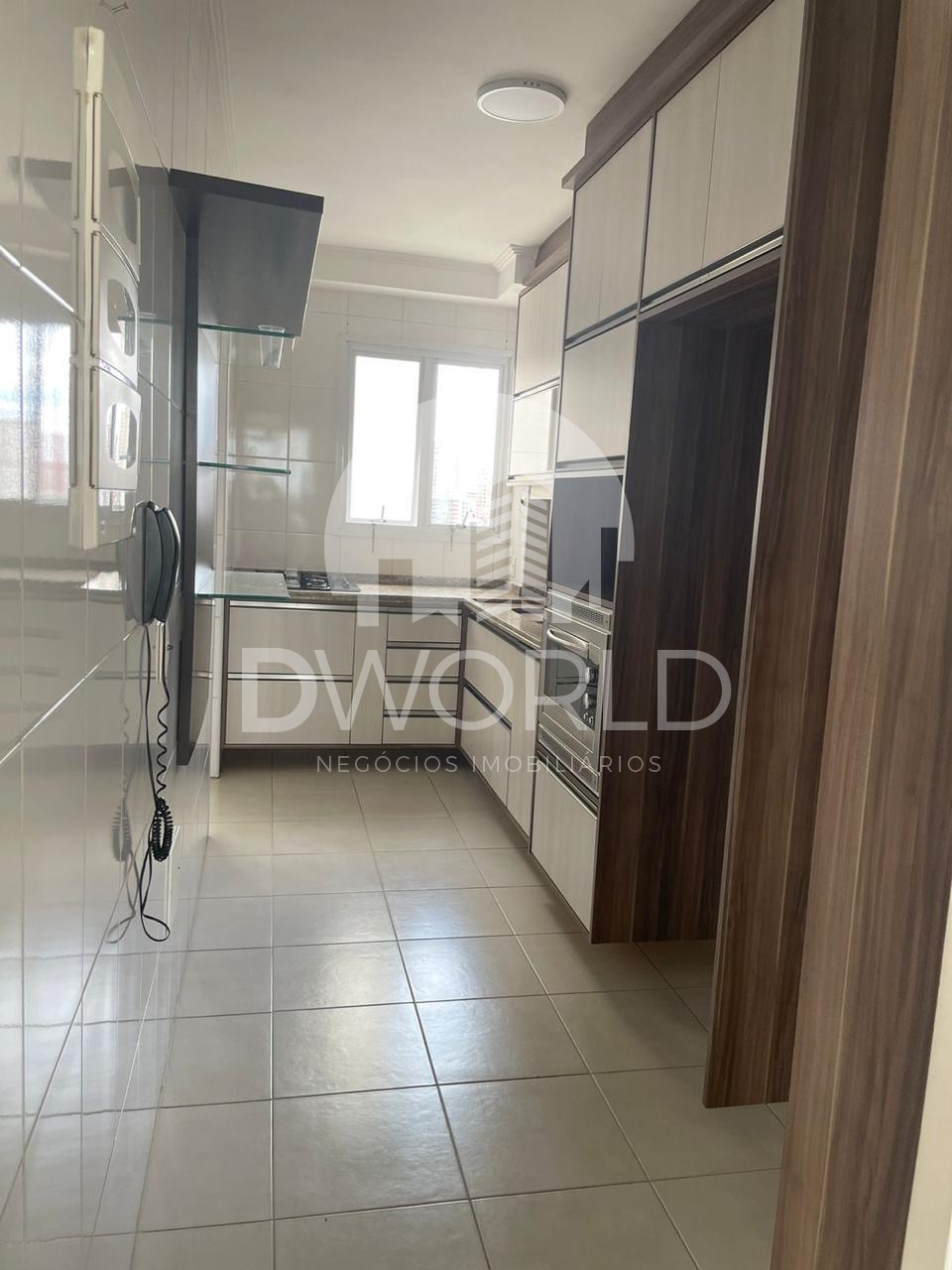 Apartamento à venda com 3 quartos, 111m² - Foto 2