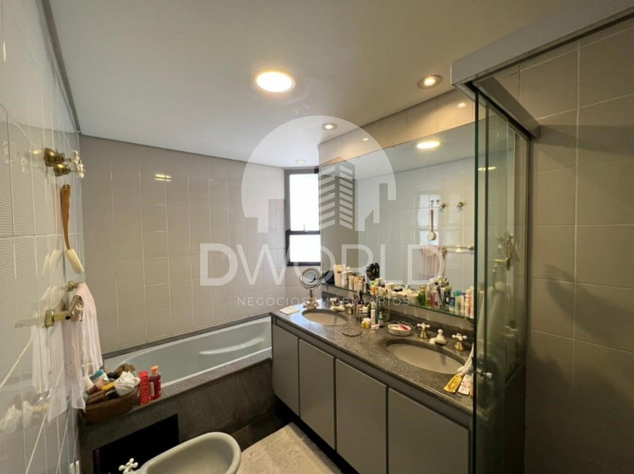 Apartamento à venda e aluguel com 4 quartos, 220m² - Foto 12