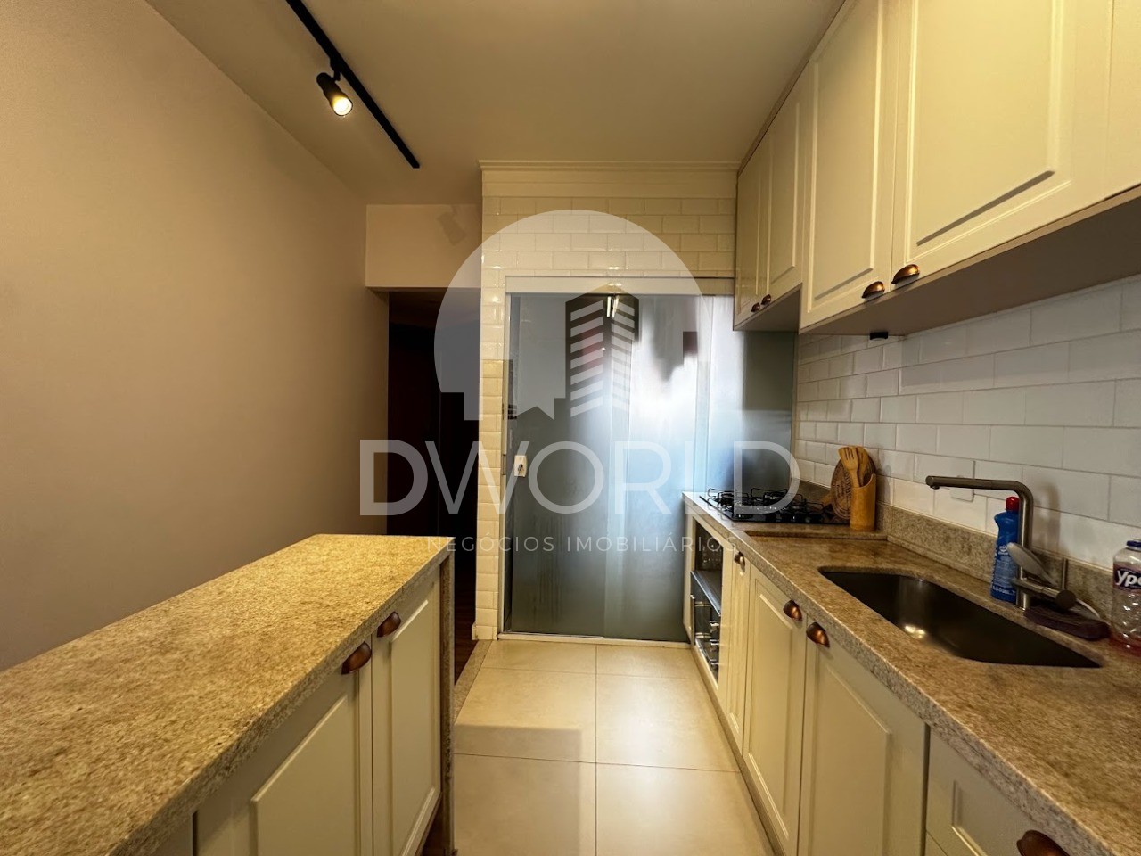 Apartamento à venda com 2 quartos, 76m² - Foto 4