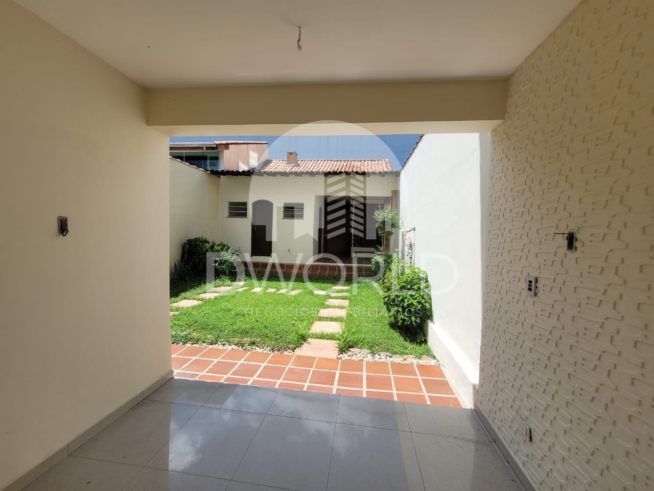 Sobrado à venda com 2 quartos, 229m² - Foto 11