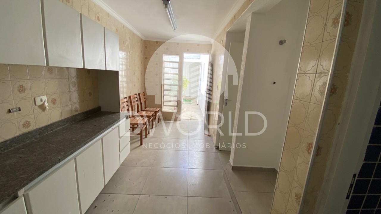 Casa à venda e aluguel com 4 quartos, 160m² - Foto 11