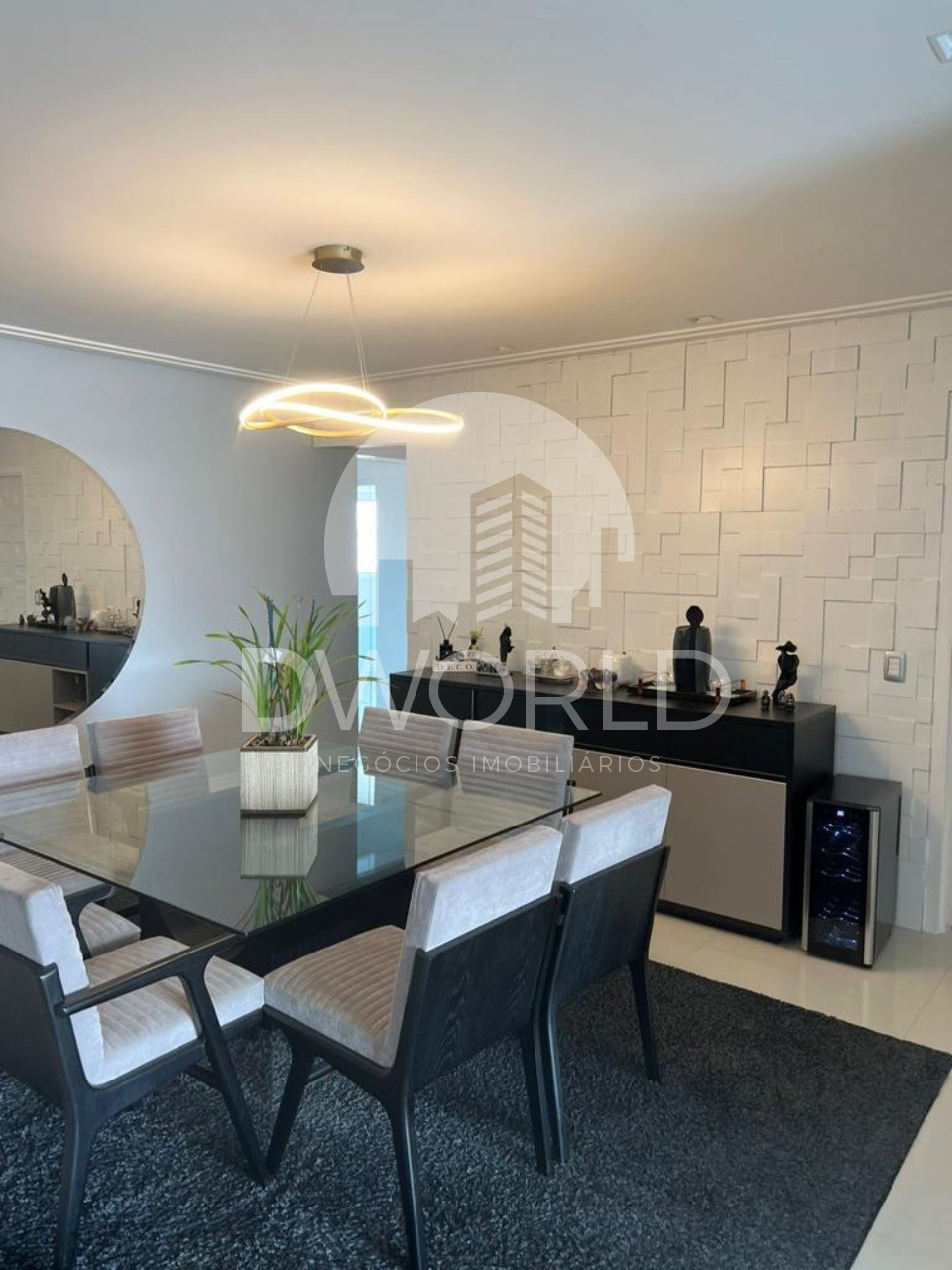 Apartamento à venda com 3 quartos, 158m² - Foto 1