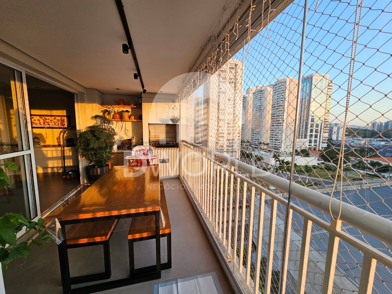 Apartamento à venda com 3 quartos, 123m² - Foto 7