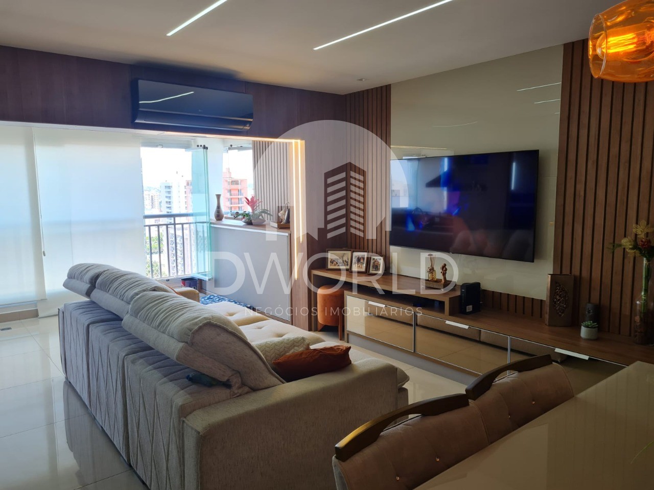 Apartamento à venda com 3 quartos, 103m² - Foto 1