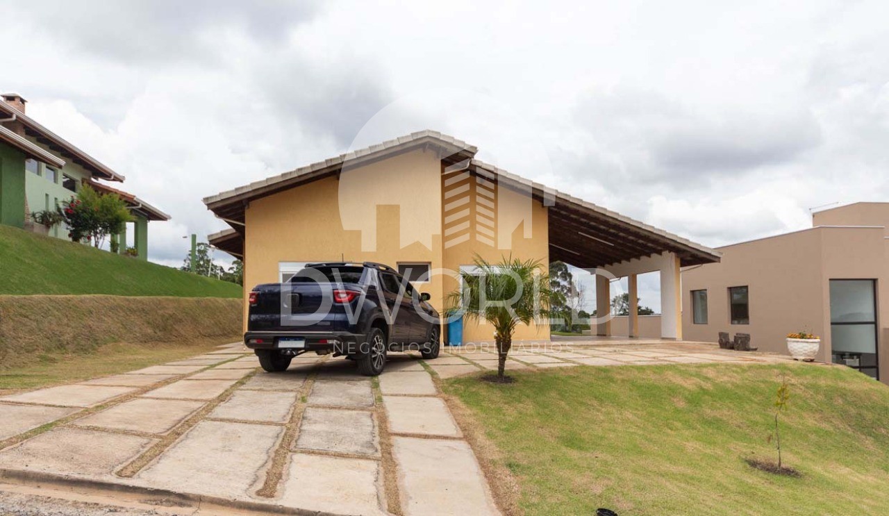 Casa de Condomínio à venda com 3 quartos, 260m² - Foto 4