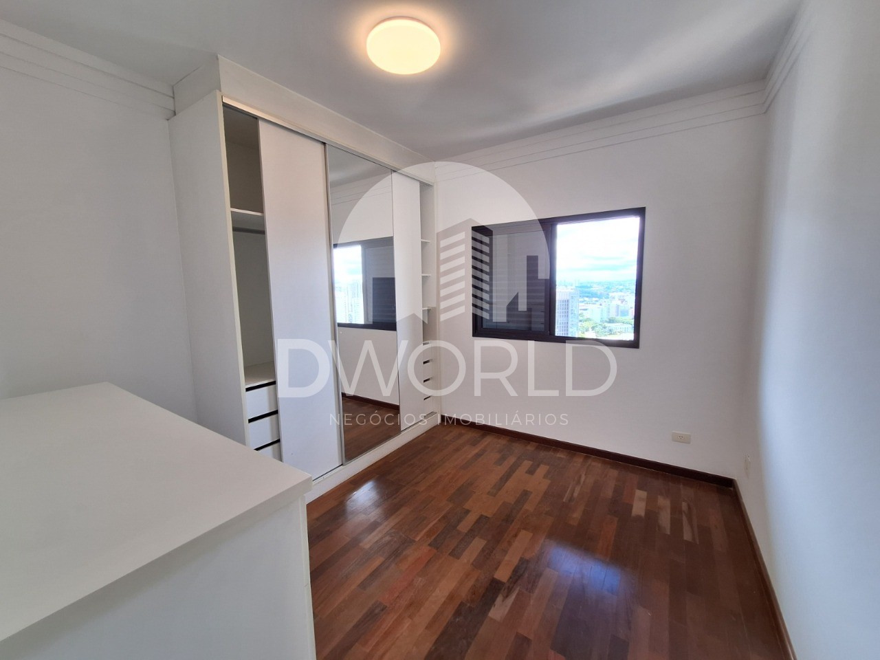 Apartamento à venda com 3 quartos, 169m² - Foto 19