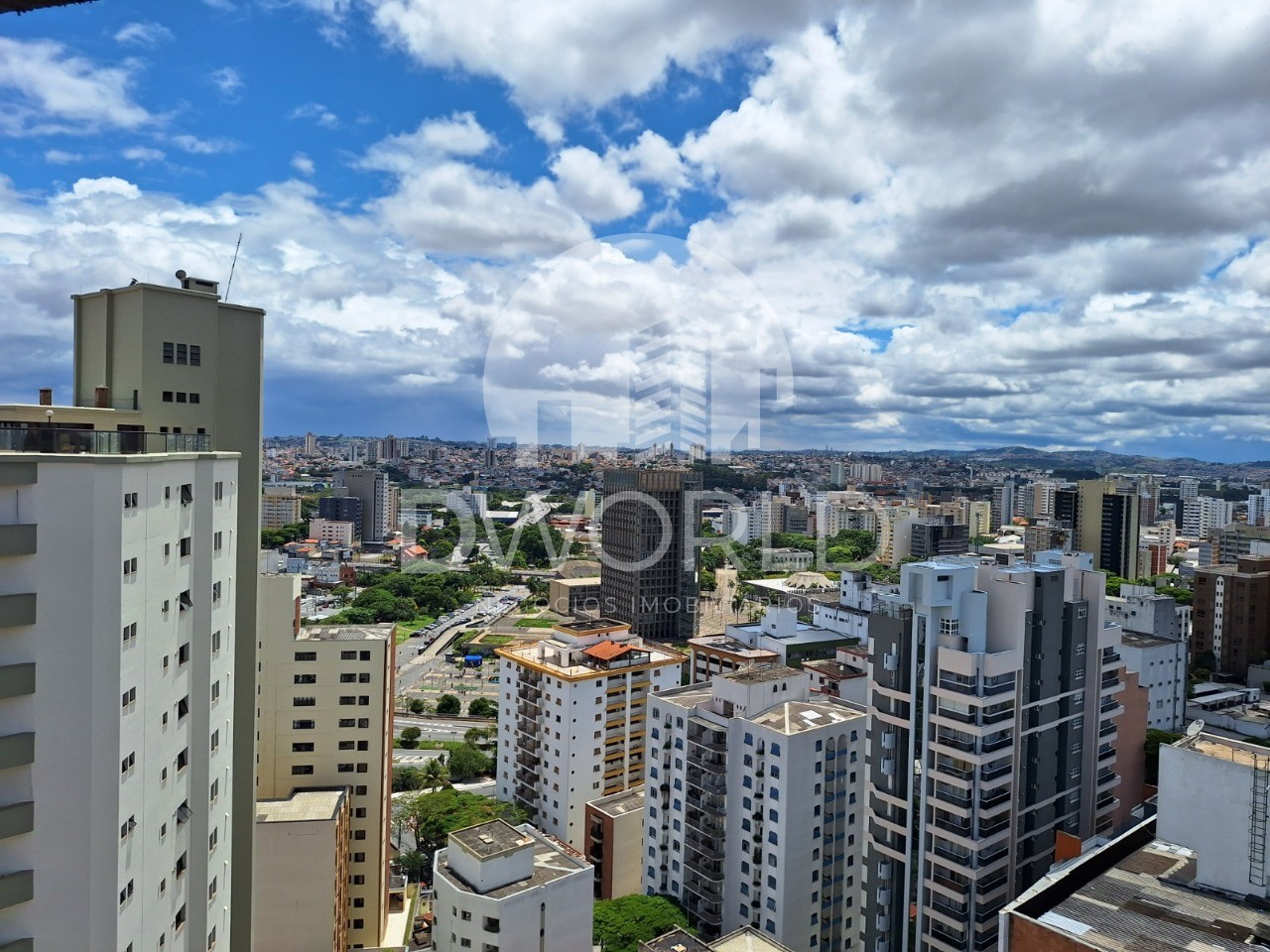 Apartamento à venda com 3 quartos, 169m² - Foto 33