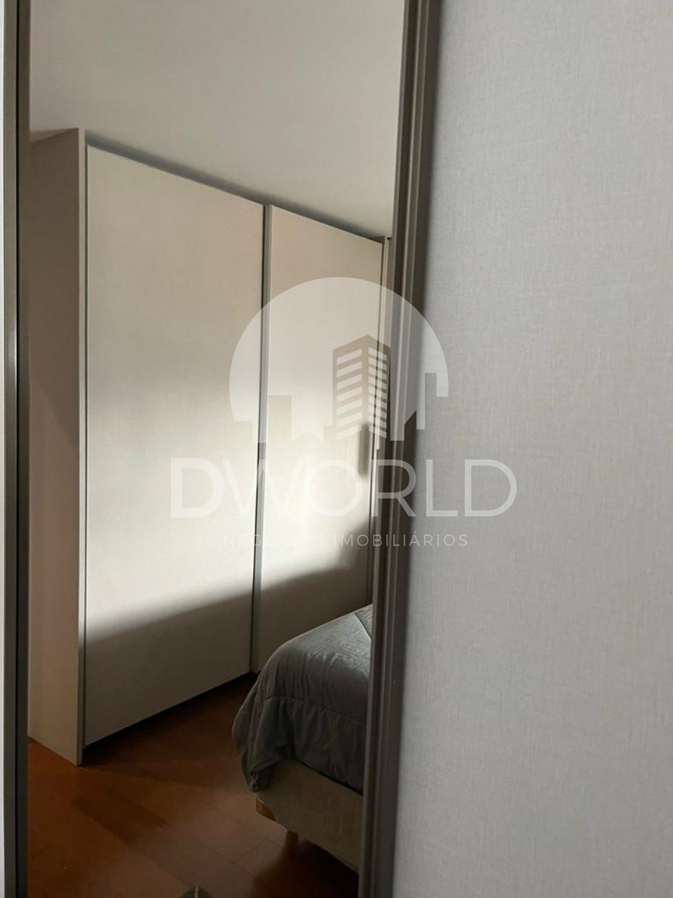 Apartamento à venda com 3 quartos, 158m² - Foto 18