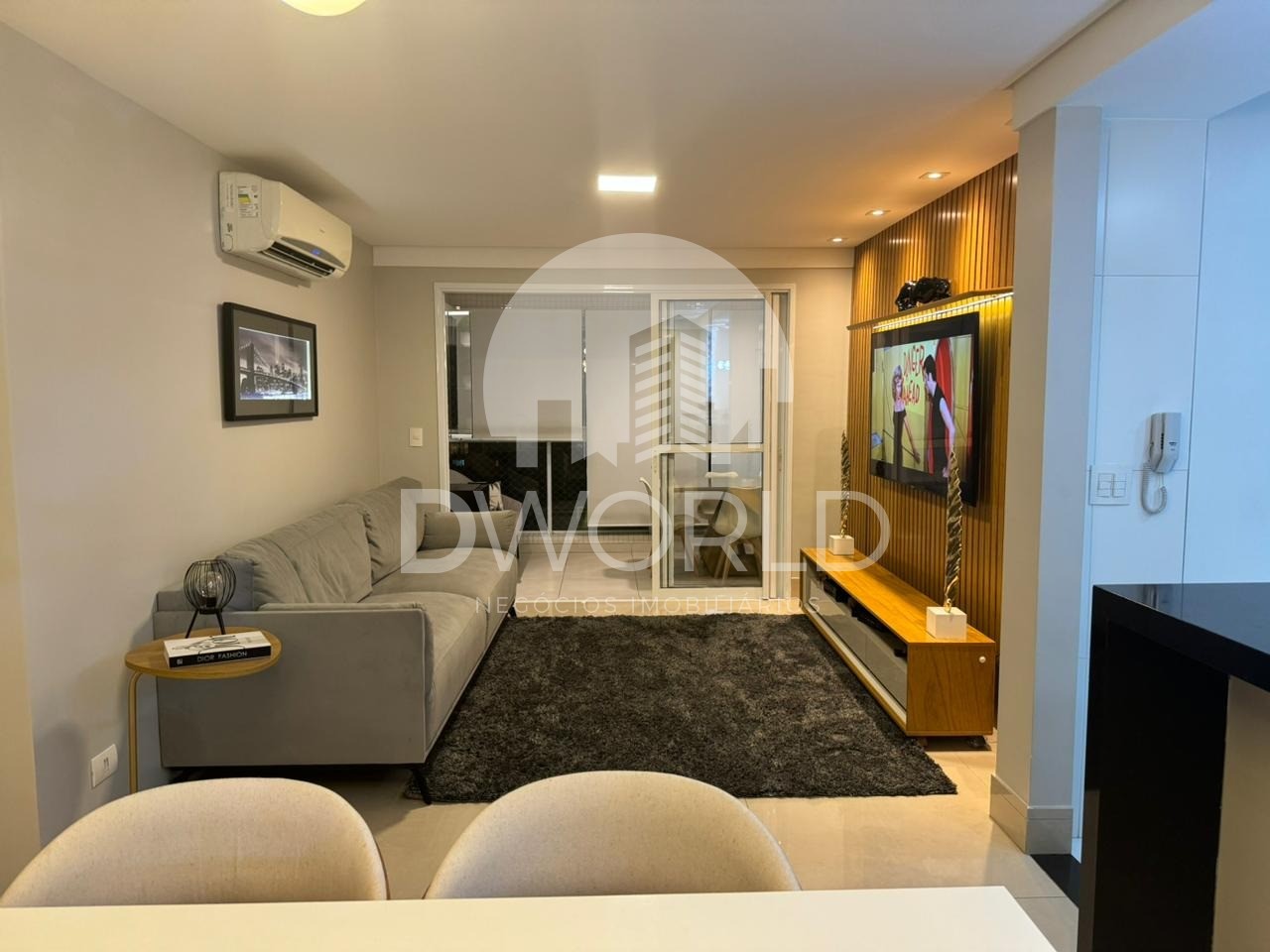 Apartamento à venda com 3 quartos, 108m² - Foto 2