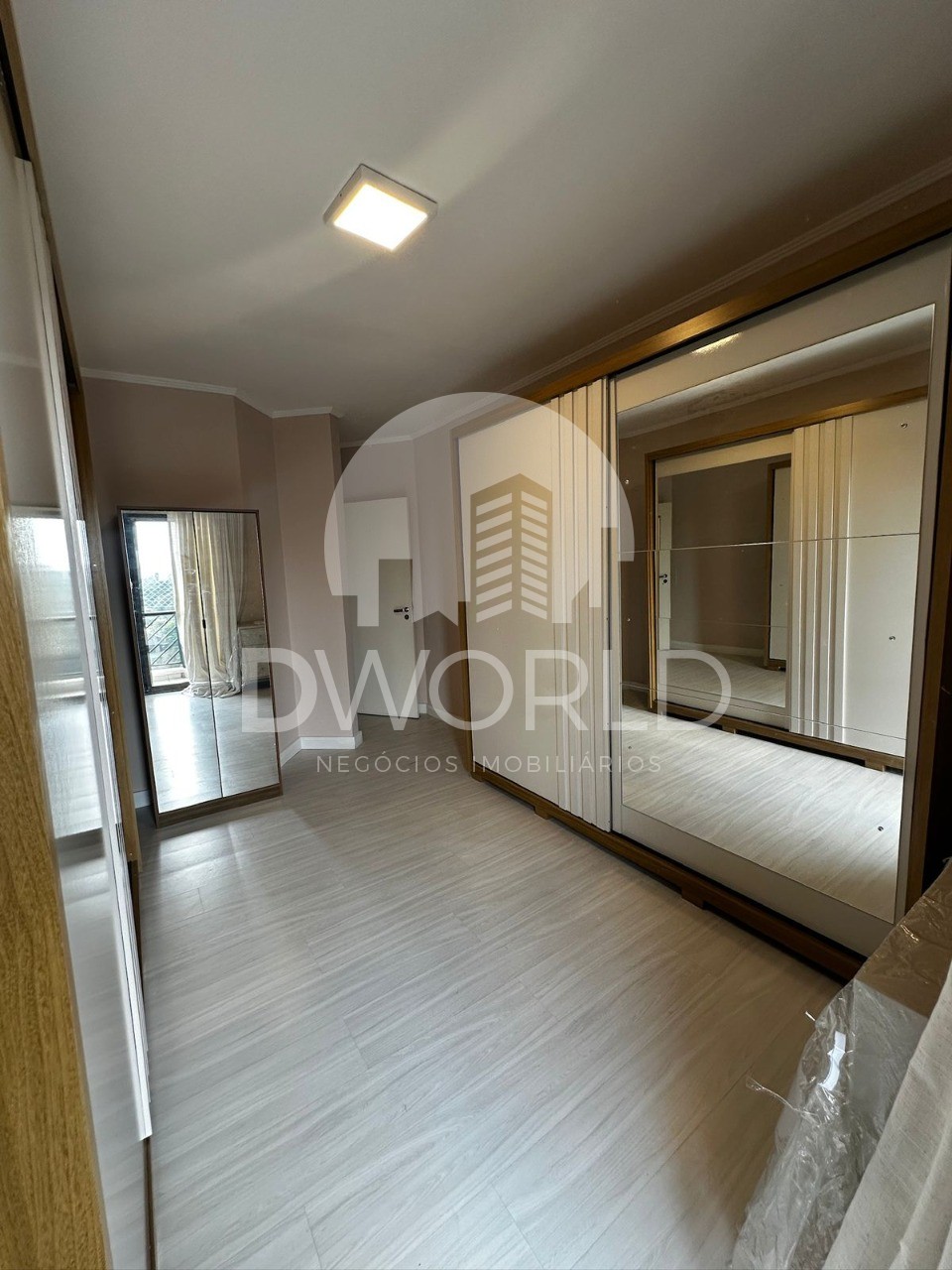 Apartamento à venda com 4 quartos, 188m² - Foto 22