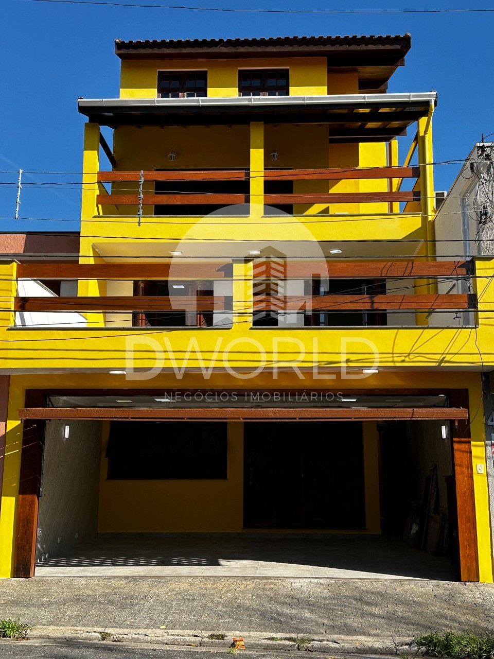 Sobrado à venda e aluguel com 7 quartos, 380m² - Foto 1