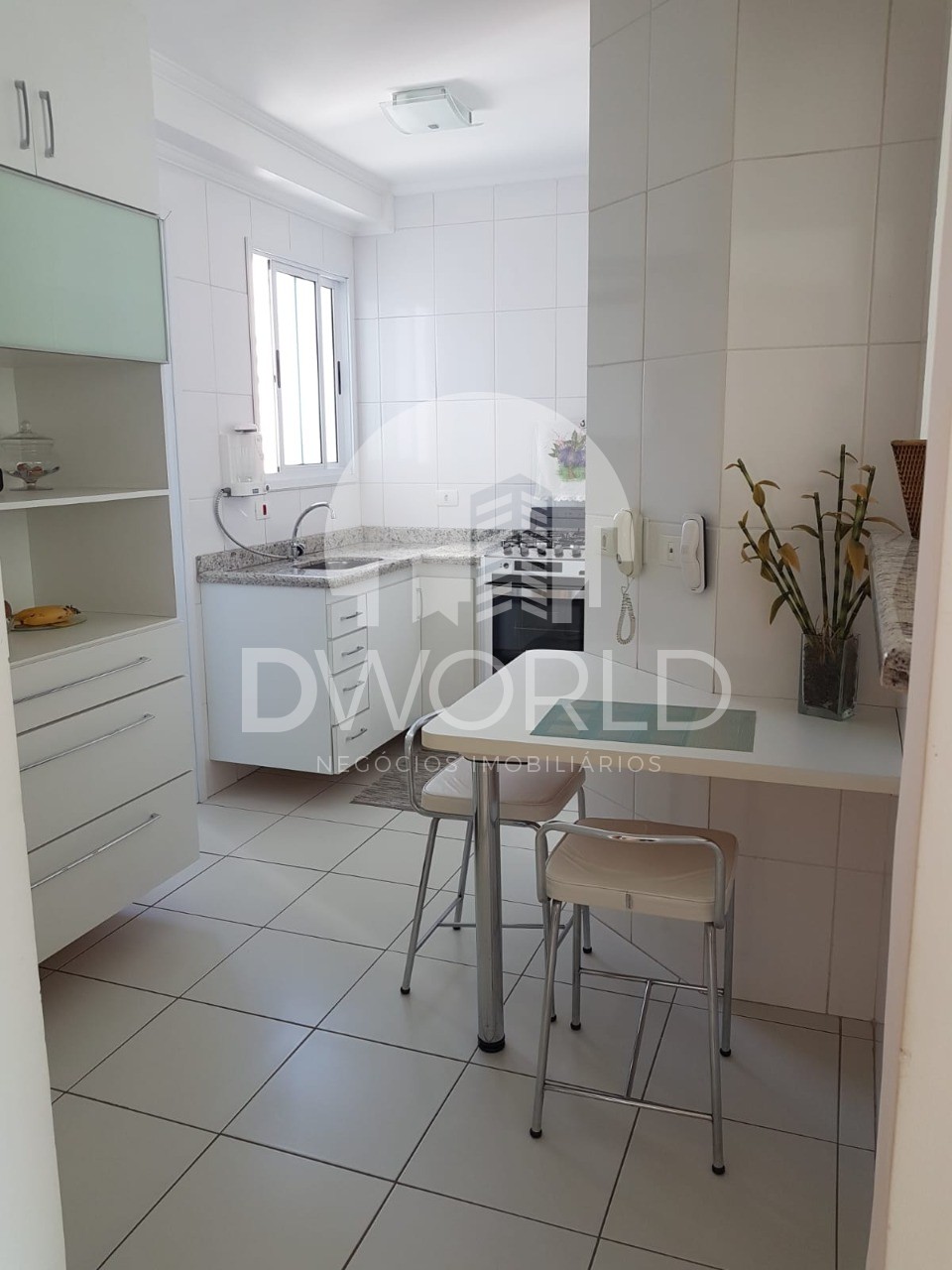 Apartamento à venda com 2 quartos, 70m² - Foto 8