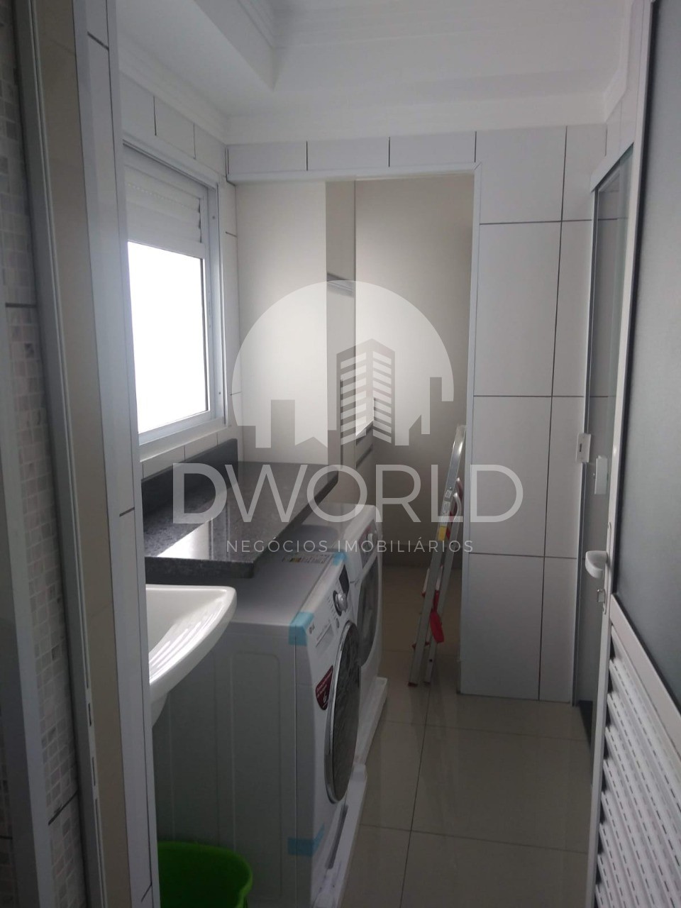 Apartamento à venda com 3 quartos, 107m² - Foto 13