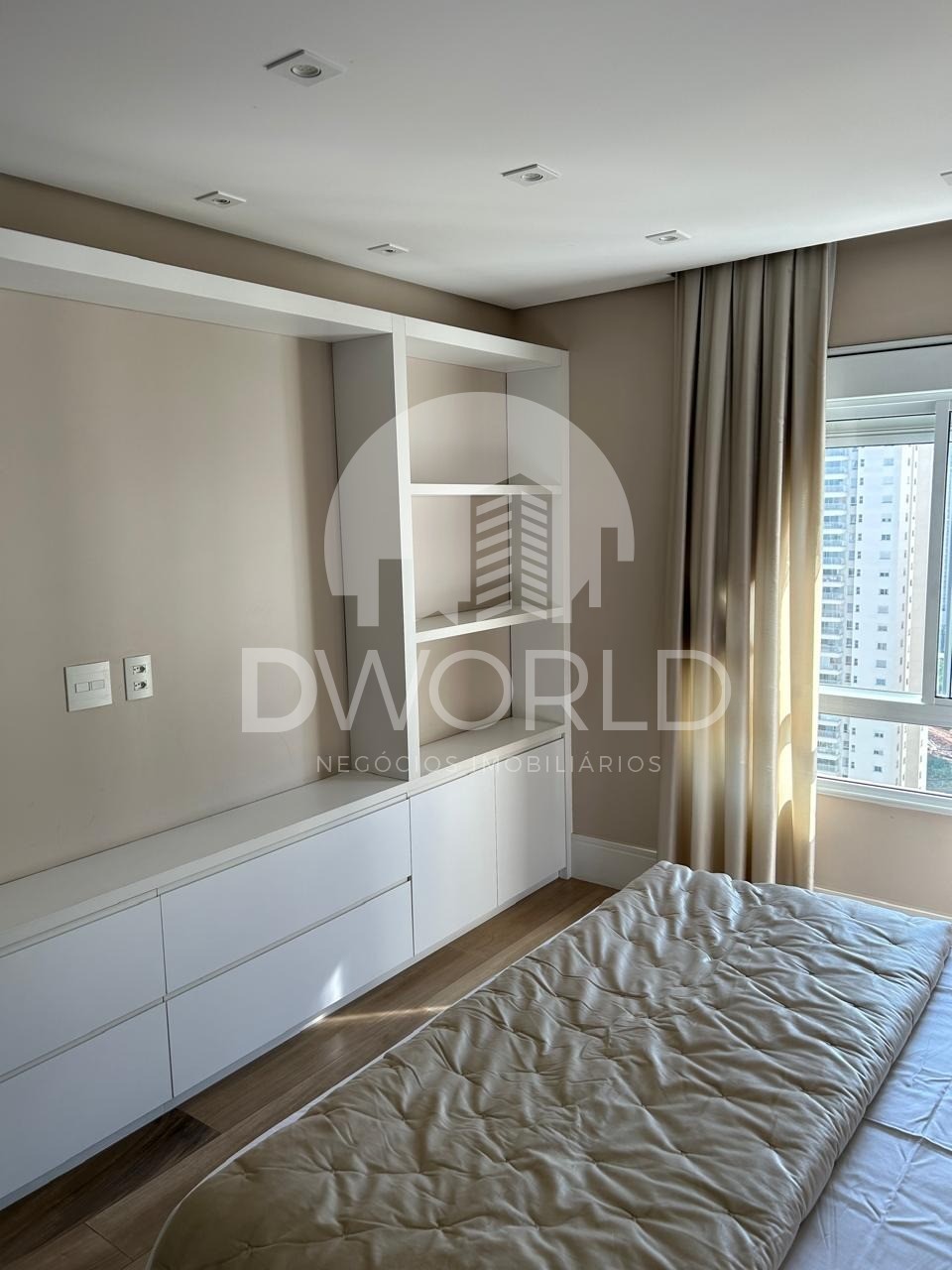 Apartamento à venda com 4 quartos, 237m² - Foto 26