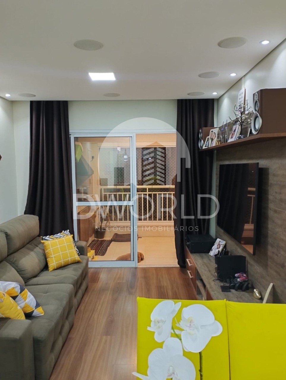 Apartamento à venda com 3 quartos, 94m² - Foto 3