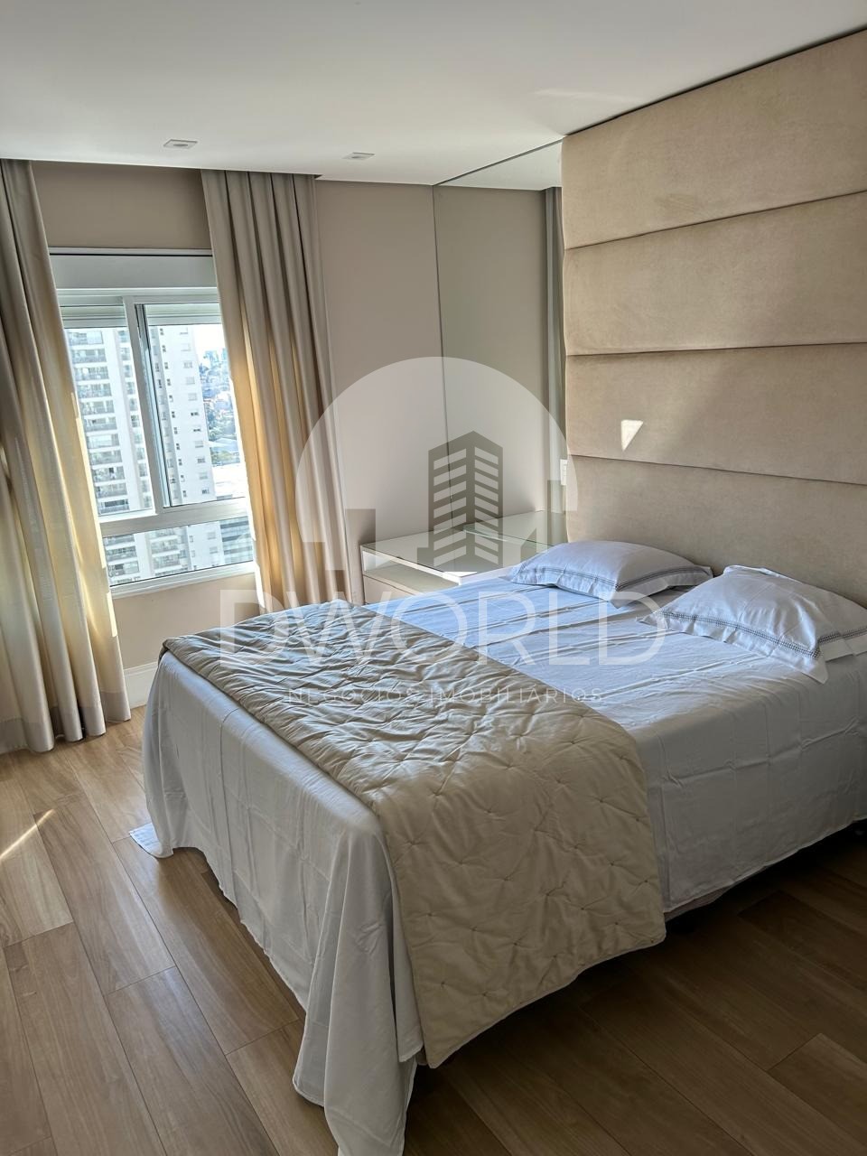 Apartamento à venda com 4 quartos, 237m² - Foto 32