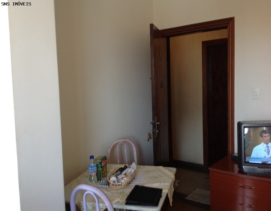 Apartamento à venda com 1 quarto, 45m² - Foto 3