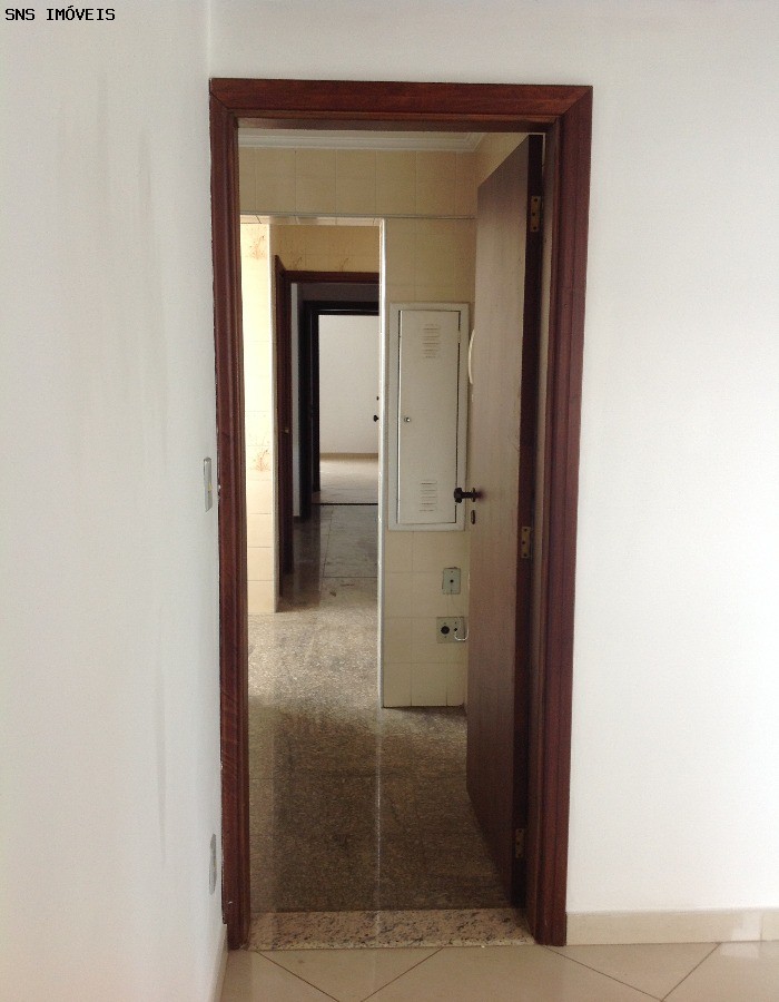 Apartamento à venda com 4 quartos, 175m² - Foto 20