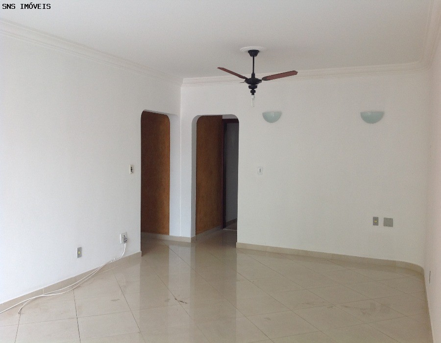 Apartamento à venda com 4 quartos, 175m² - Foto 1