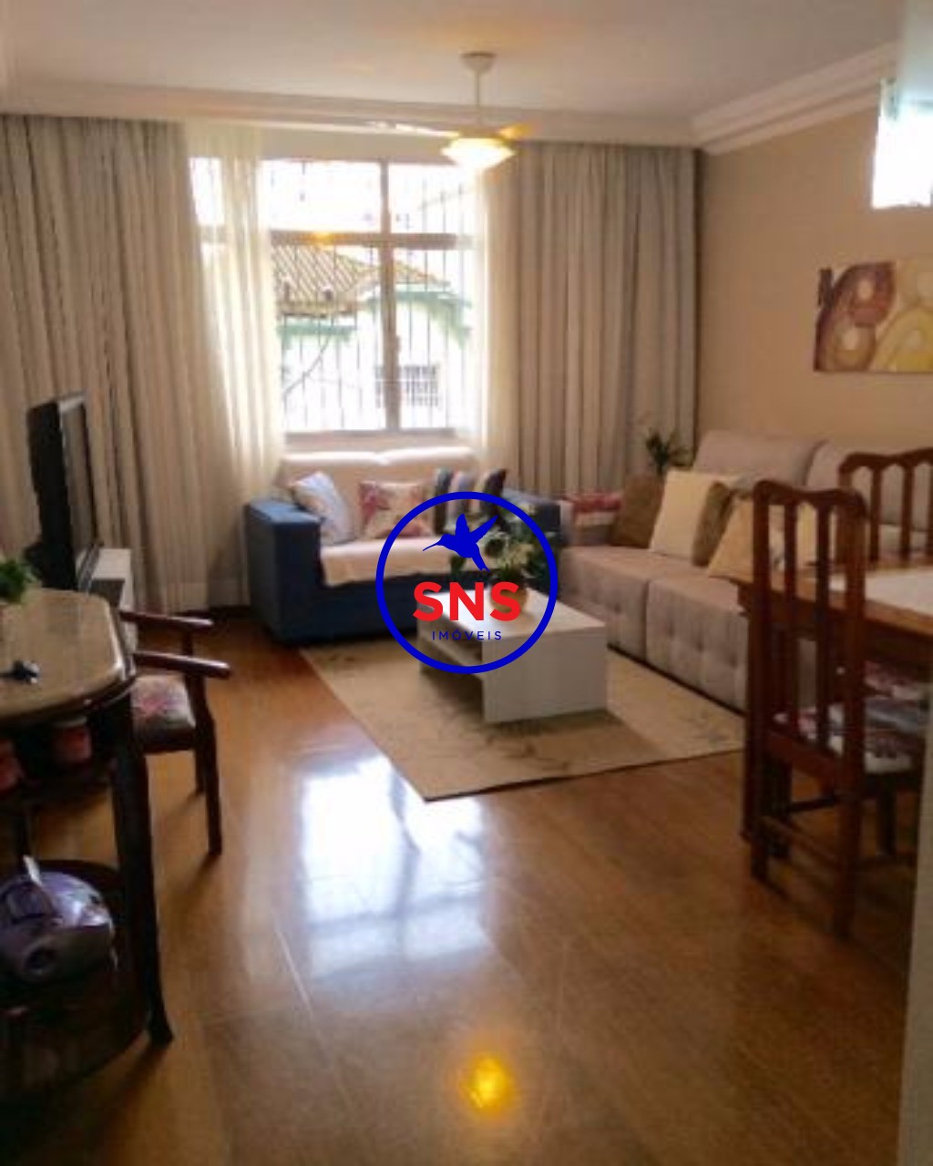 Apartamento à venda com 3 quartos, 105m² - Foto 1