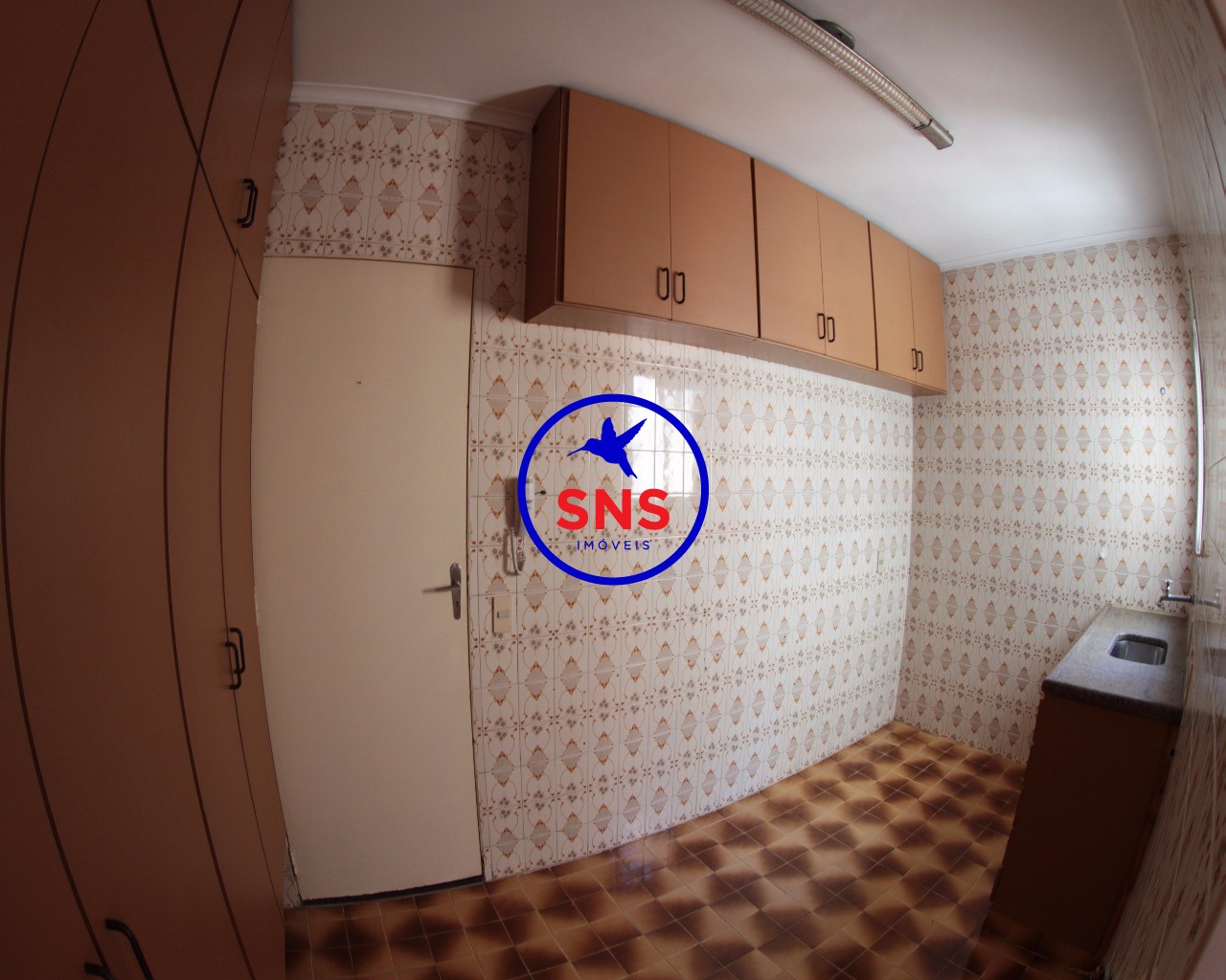 Apartamento à venda com 2 quartos, 75m² - Foto 4