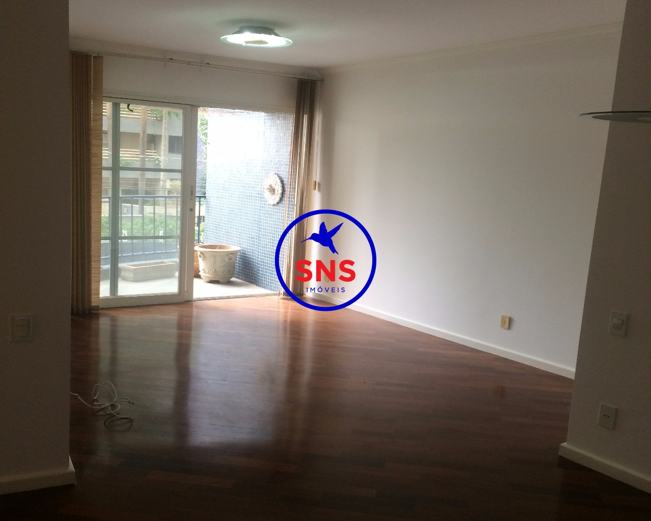 Apartamento à venda com 3 quartos, 100m² - Foto 3