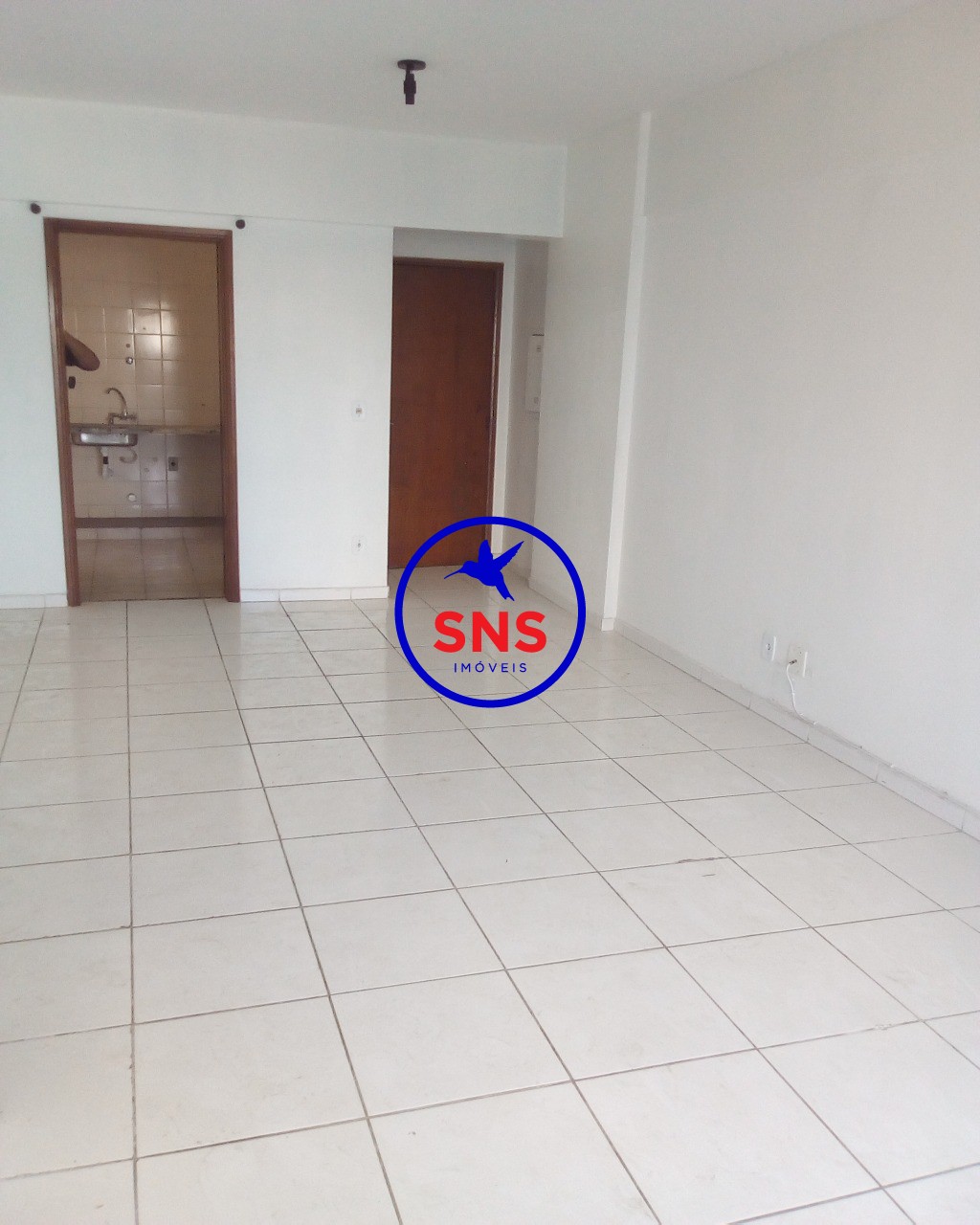 Apartamento à venda com 2 quartos, 74m² - Foto 1