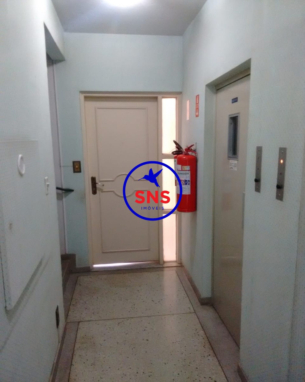 Apartamento à venda com 4 quartos, 190m² - Foto 17