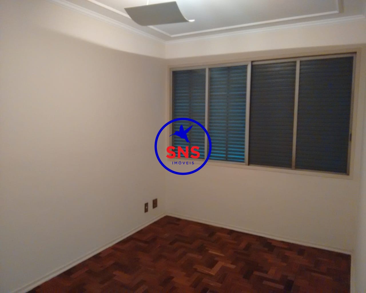 Apartamento à venda com 4 quartos, 190m² - Foto 3