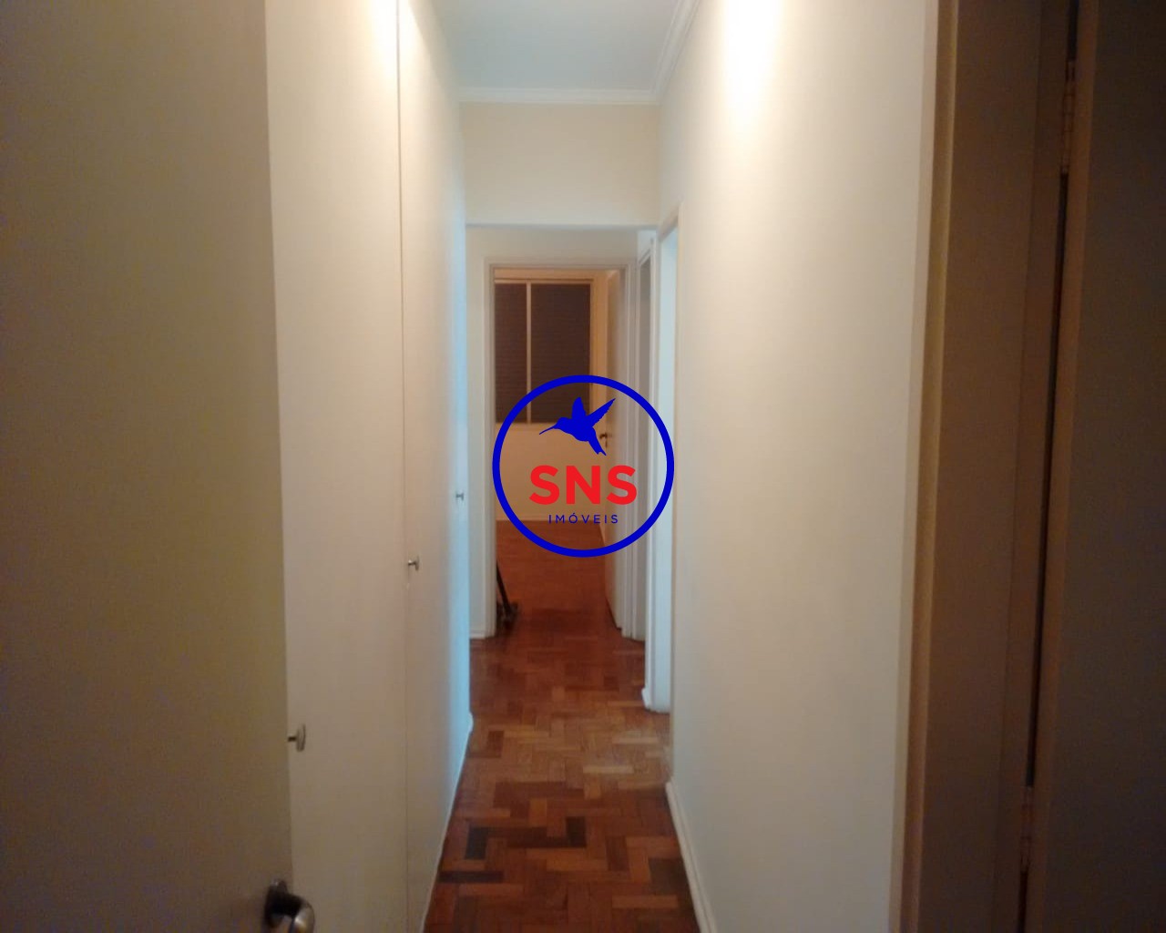 Apartamento à venda com 4 quartos, 190m² - Foto 7