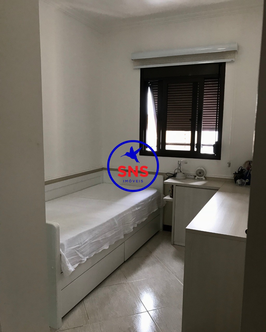 Apartamento à venda com 3 quartos, 137m² - Foto 11