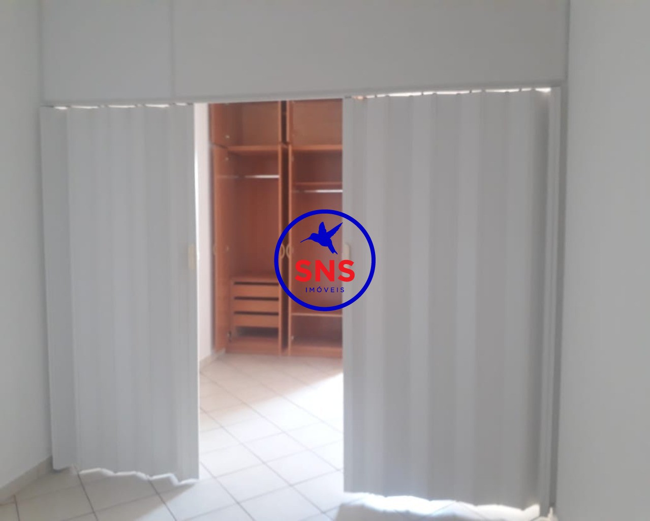 Apartamento à venda com 1 quarto, 43m² - Foto 2