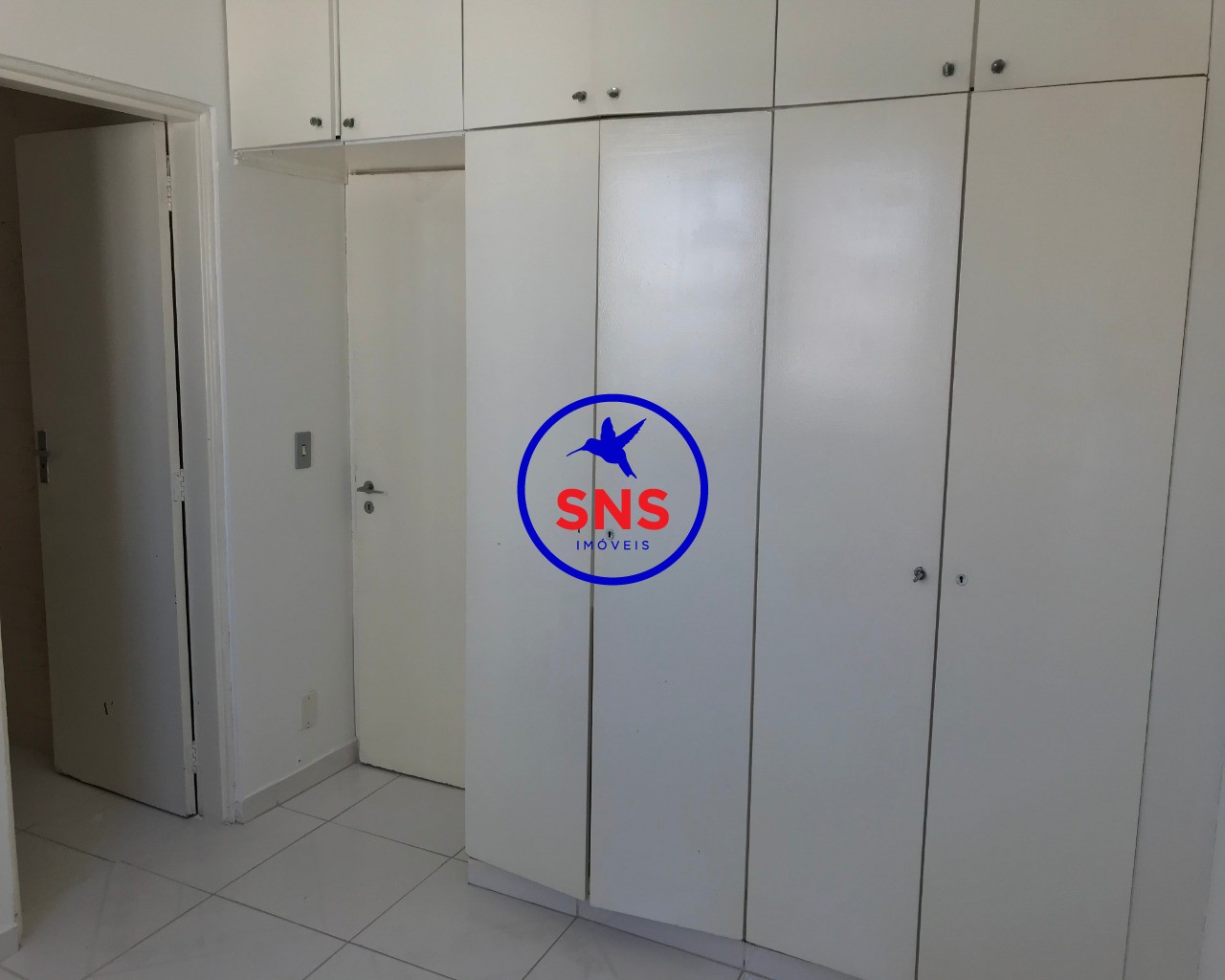 Apartamento à venda com 1 quarto, 45m² - Foto 6