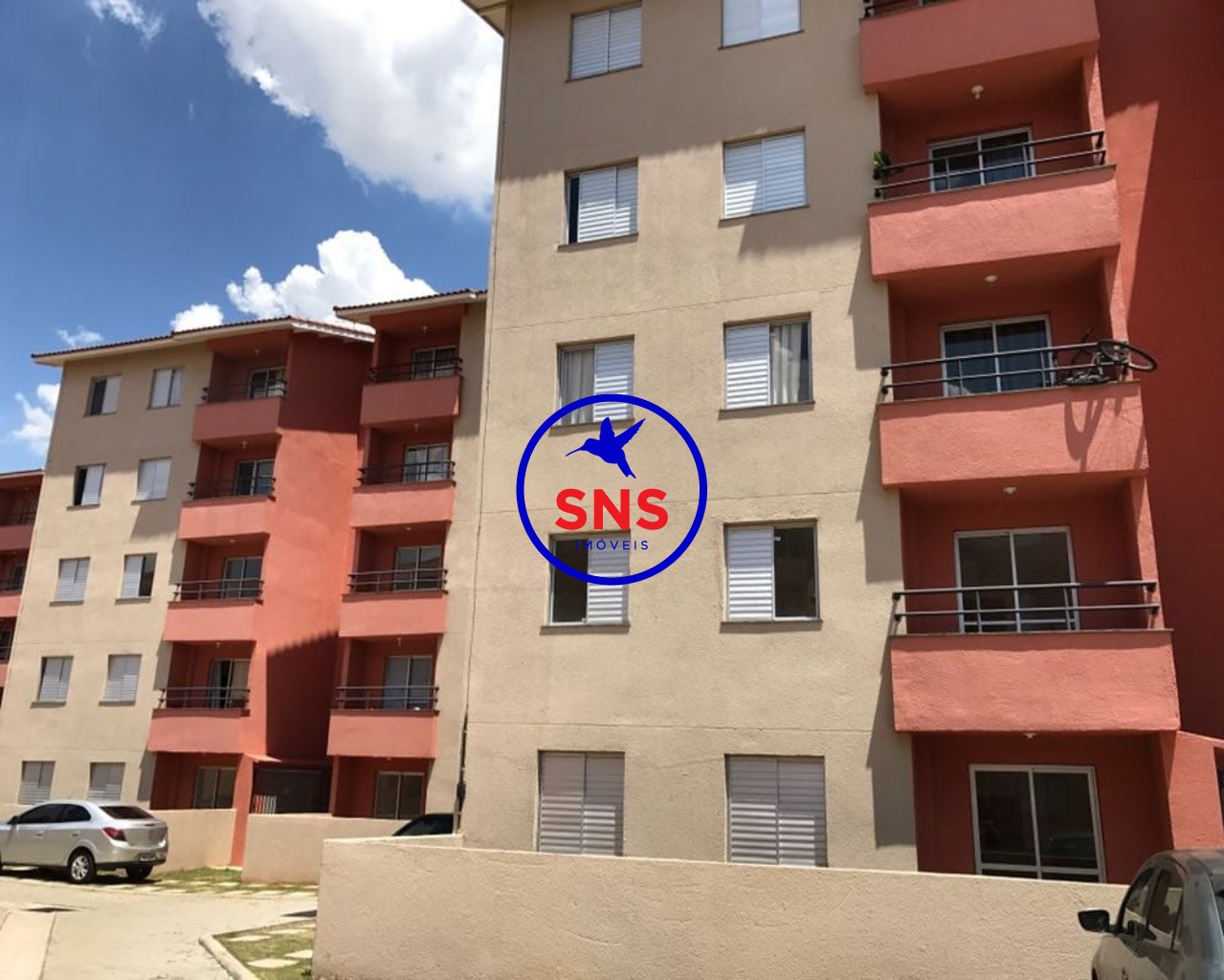 Apartamento à venda com 3 quartos, 82m² - Foto 2