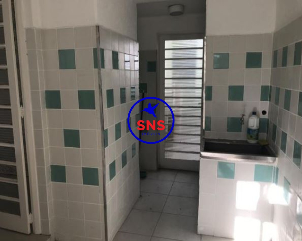 Casa à venda com 3 quartos, 70m² - Foto 10