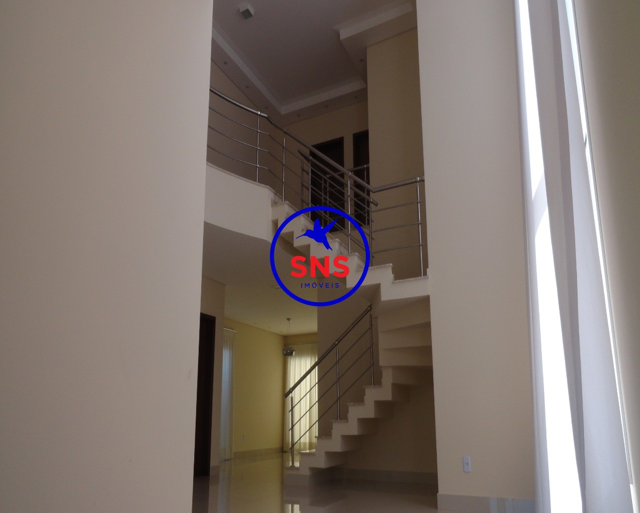 Casa à venda com 3 quartos, 410m² - Foto 4