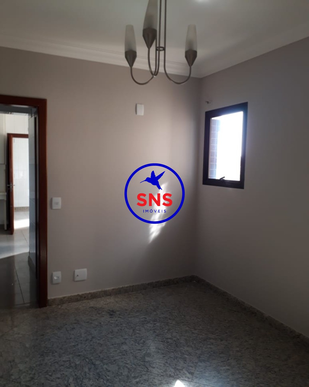 Apartamento à venda com 4 quartos, 220m² - Foto 8