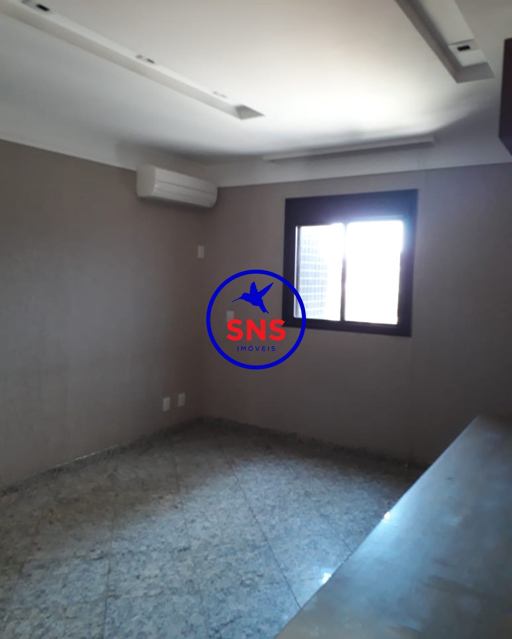 Apartamento à venda com 4 quartos, 220m² - Foto 9