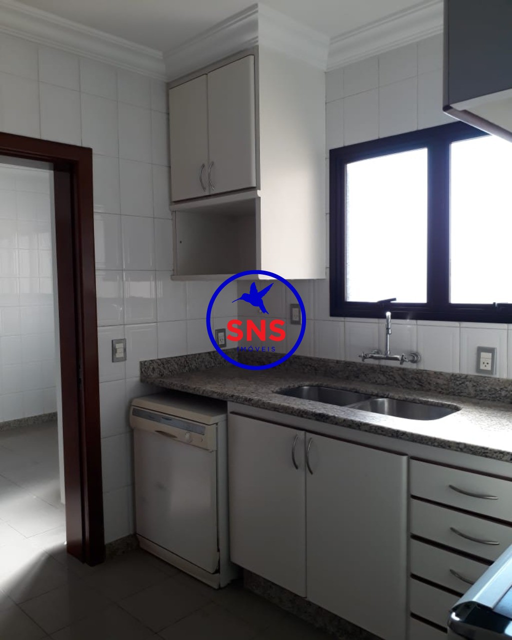 Apartamento à venda com 4 quartos, 220m² - Foto 11