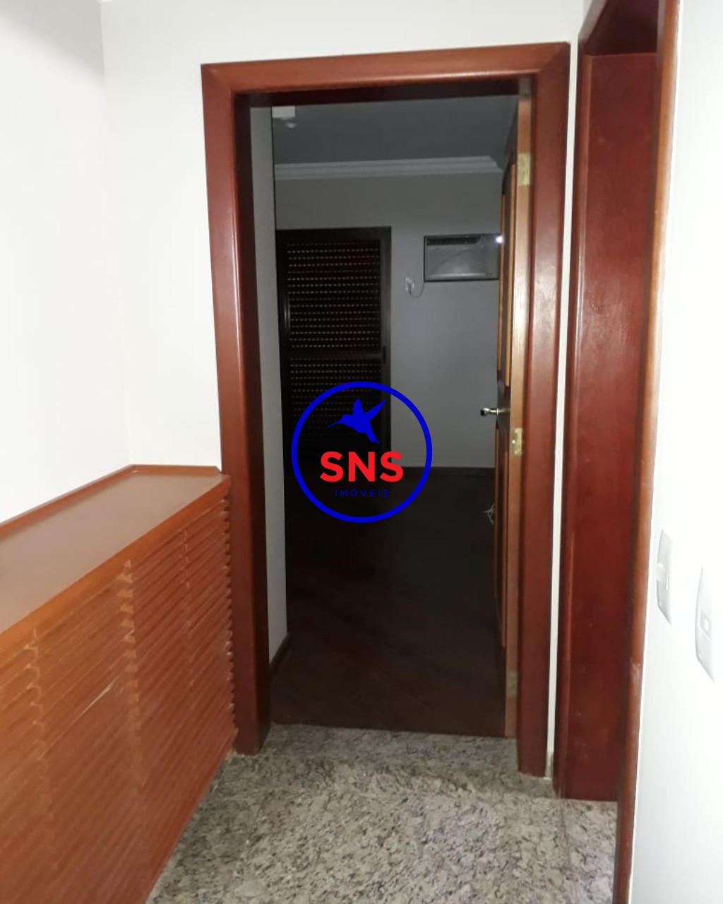 Apartamento à venda com 4 quartos, 220m² - Foto 17