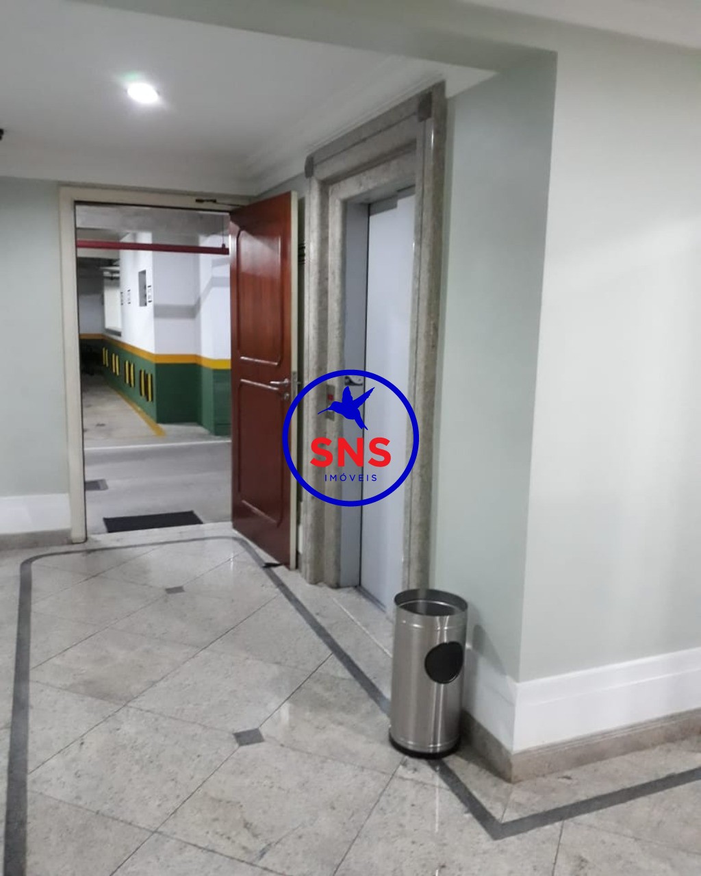 Apartamento à venda com 4 quartos, 220m² - Foto 33